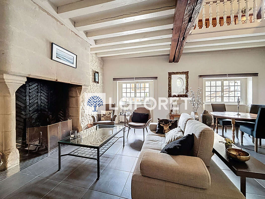 Maison à FEUCHEROLLES