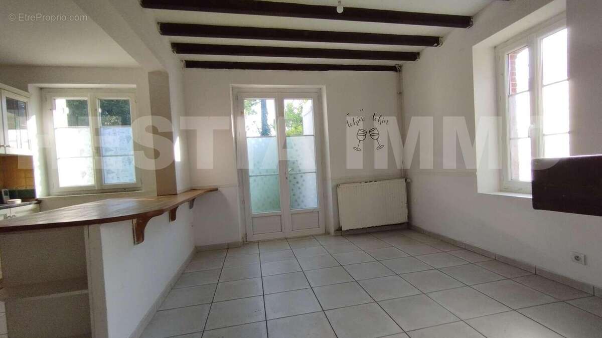 _copie-0_IMG_20250522_085156 - Maison à LA CHAPELLE-SUR-ERDRE