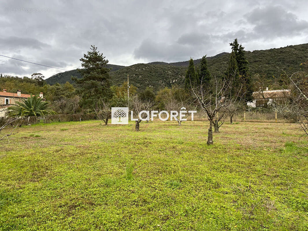 Terrain à CERET