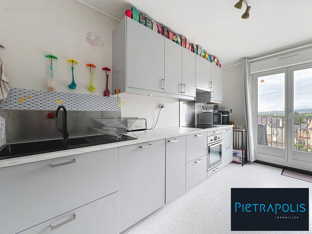 Appartement à CHENOVE