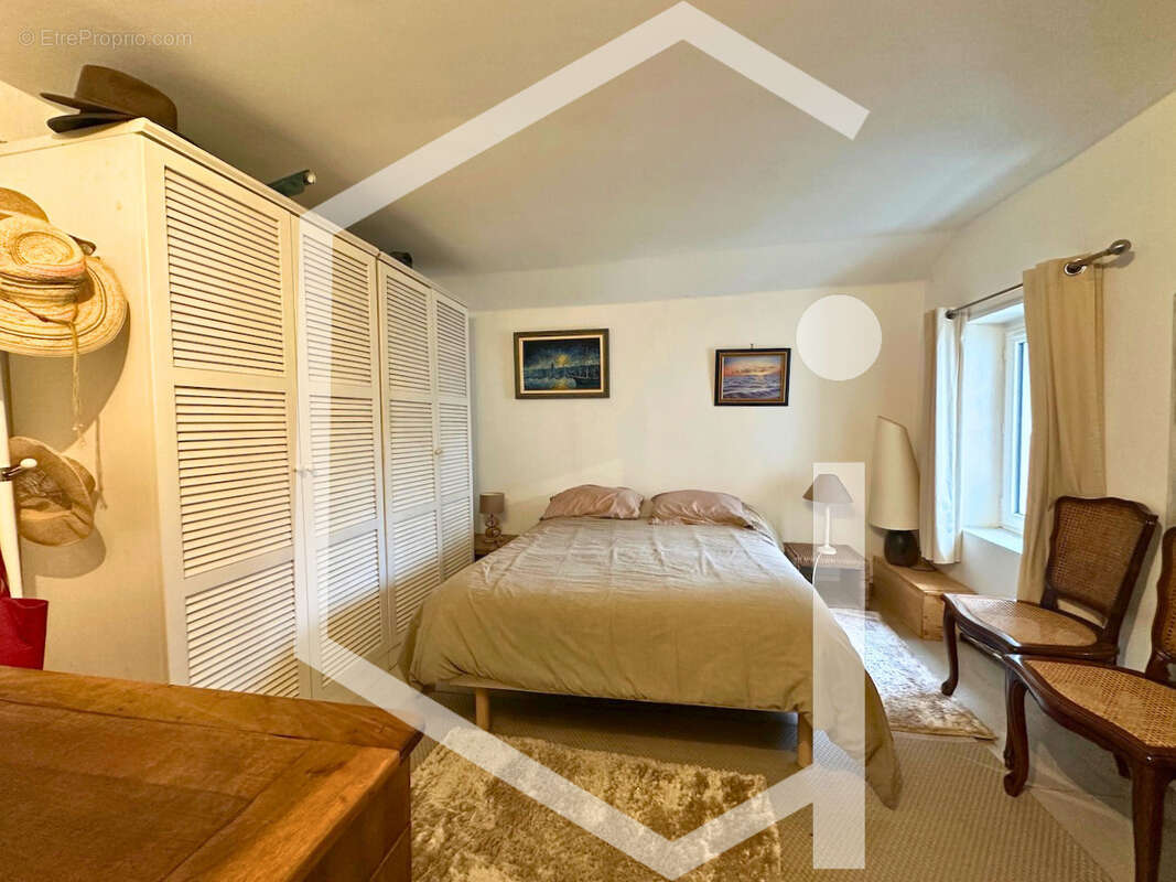 Maison à COSNE-COURS-SUR-LOIRE