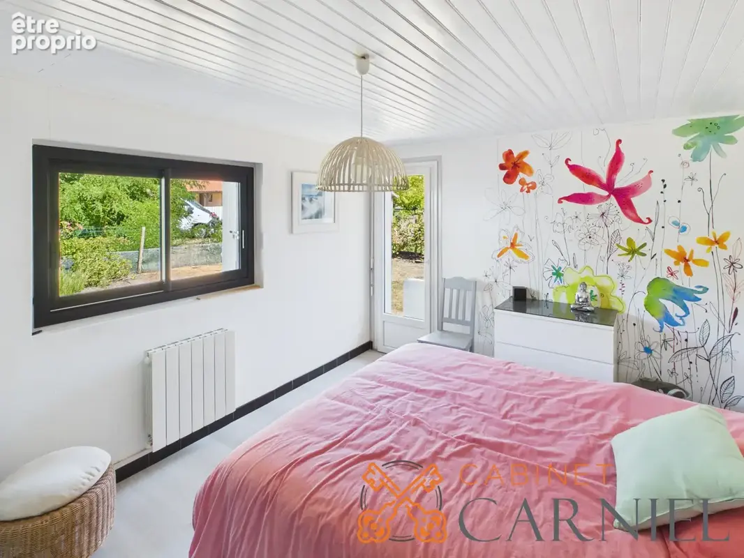 Maison 110 m2 avec véranda, dépendances et terrain clos - photo 9