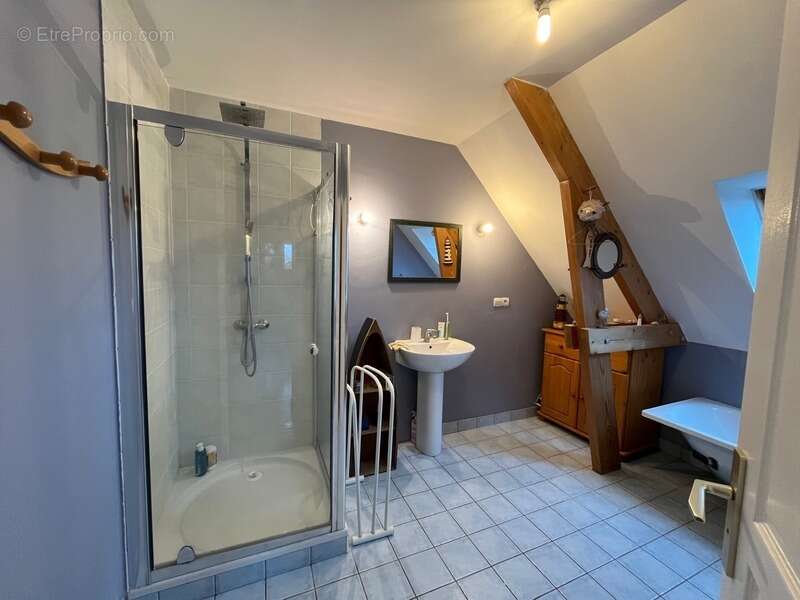 Maison à NOYERS-BOCAGE