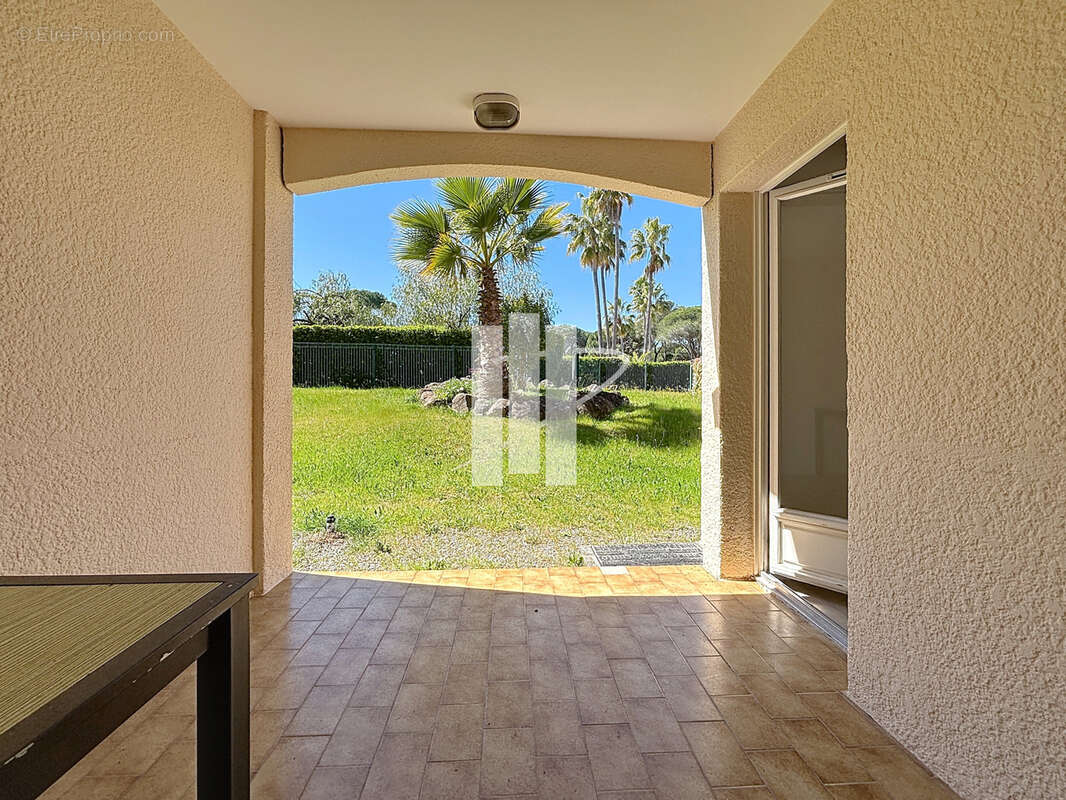 Appartement à SAINT-RAPHAEL
