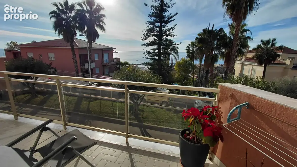 Menton / garavan - dans une belle résidence, 2 pieces bis avec terrasse vue mer, cave et garage; - photo 11