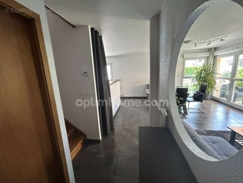 HUNDSBACH, Magnifique Duplex/Jardin, 81.28m² (77.83m² carrez), 3chambres, jardin privatif 100m², garage XXL 3voitures 50.60m². A - photo 3