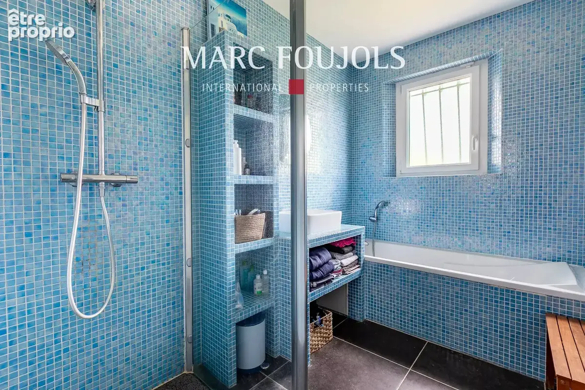 Maison familiale avec piscine et jardin plein sud - photo 14
