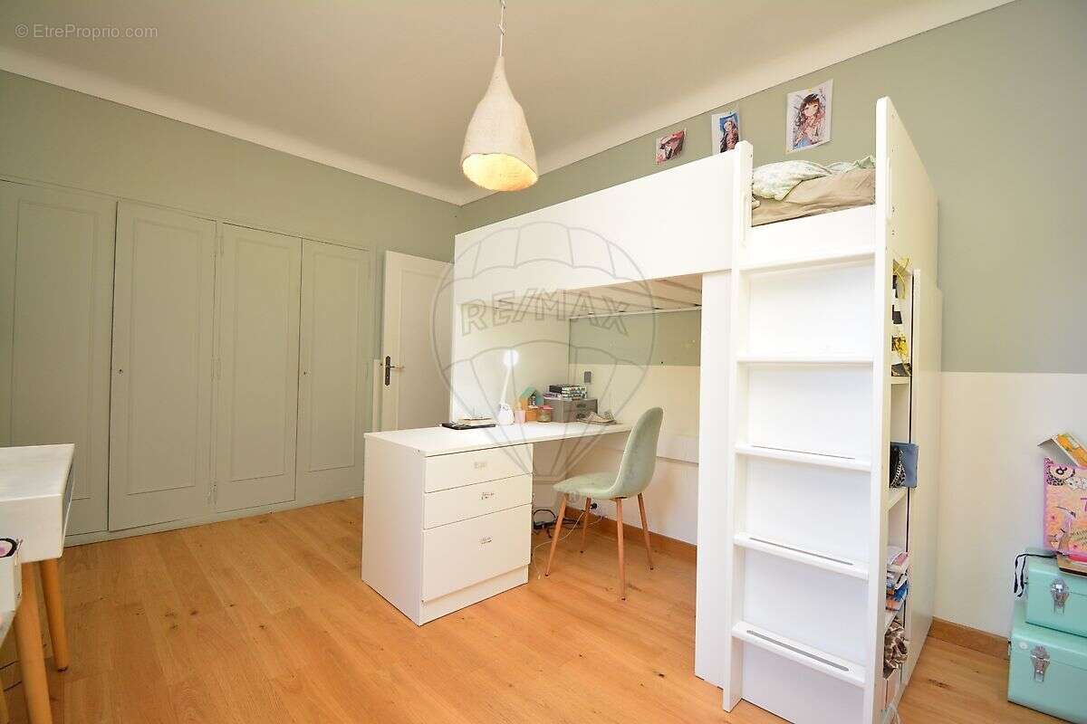 Maison à ROQUEFORT-LES-PINS