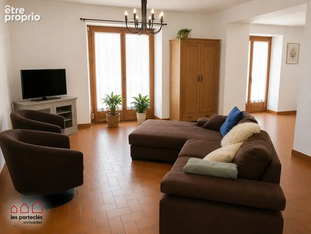 Maison 7 pièces 135 m² à vendre à Entre-Deux-Guiers (38380) - photo 303