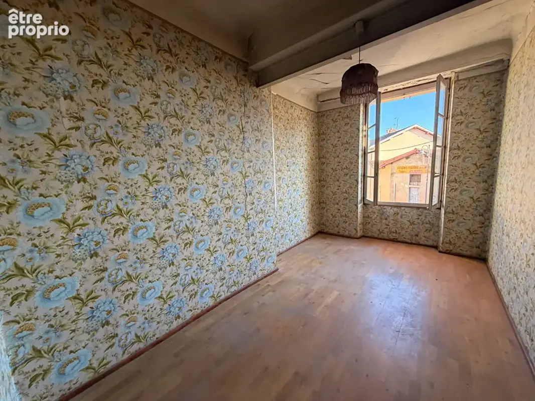 Immeuble - fort potentiel, 3 niveaux, 70 m² de combles - photo 13