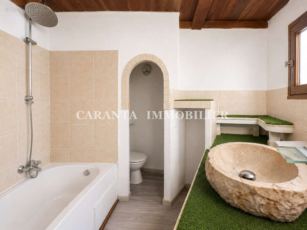 Vente Mazet 4 pièces 3 niveaux Grimaud avec Parking et jardin - photo 6