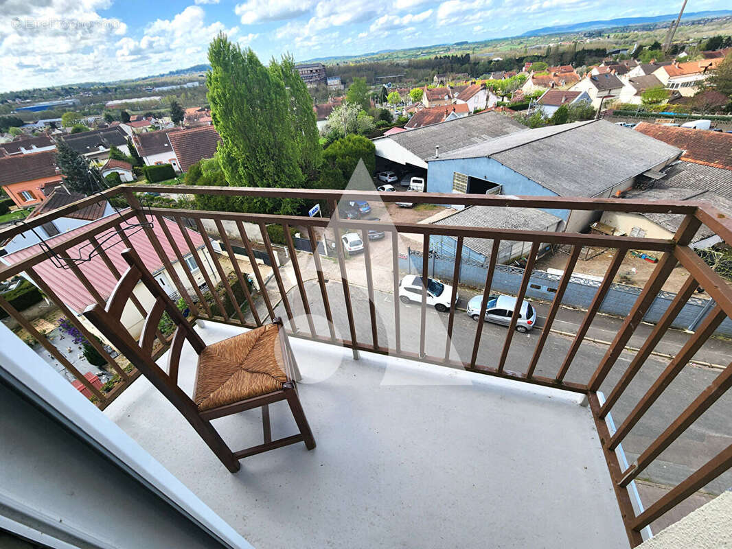 Appartement à MONTCEAU-LES-MINES