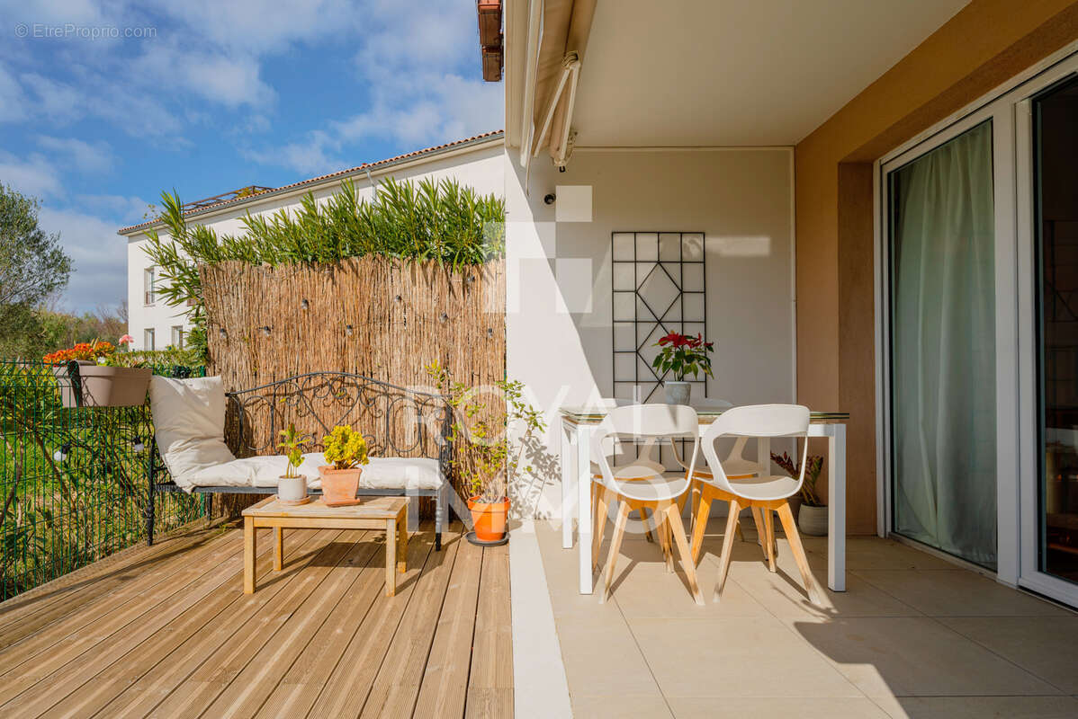 Appartement à SANARY-SUR-MER