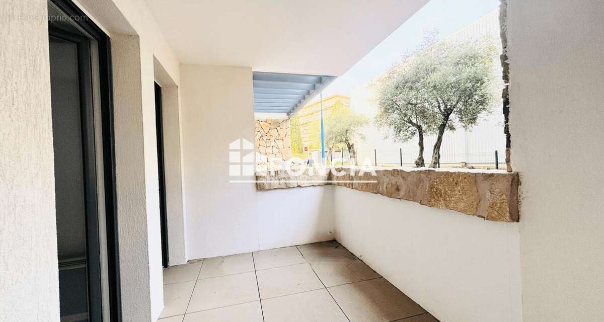 Appartement à VILLENEUVE-LOUBET