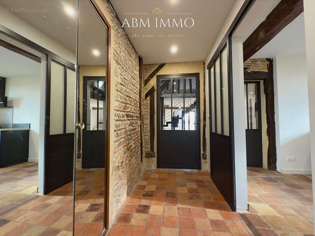 Propriété en pierre avec 4 chambres et dépendance - photo 2