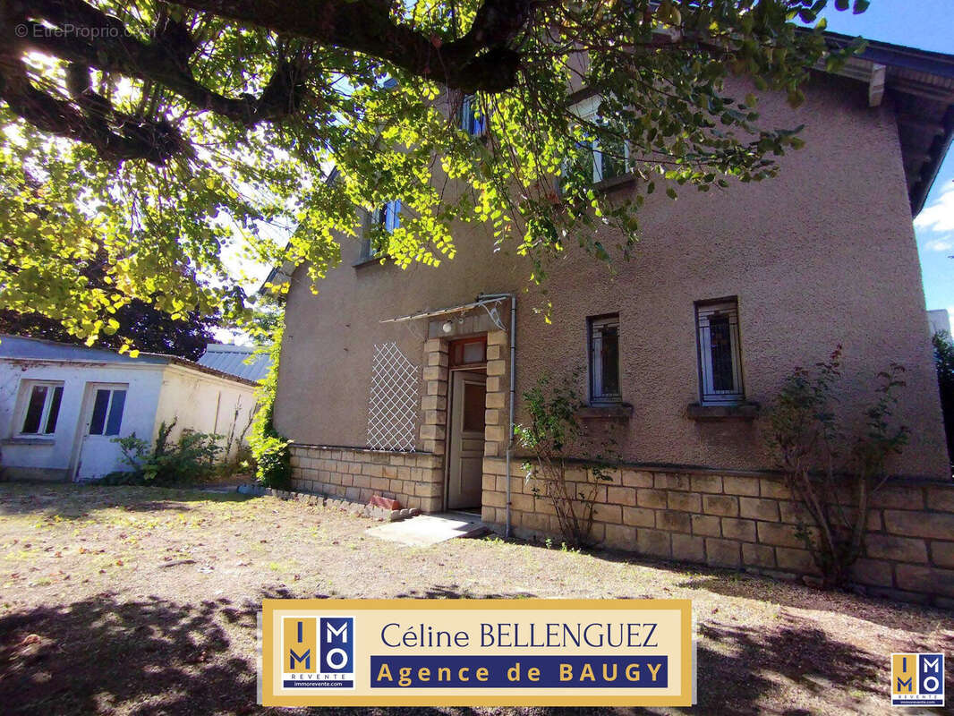 Appartement à AVORD