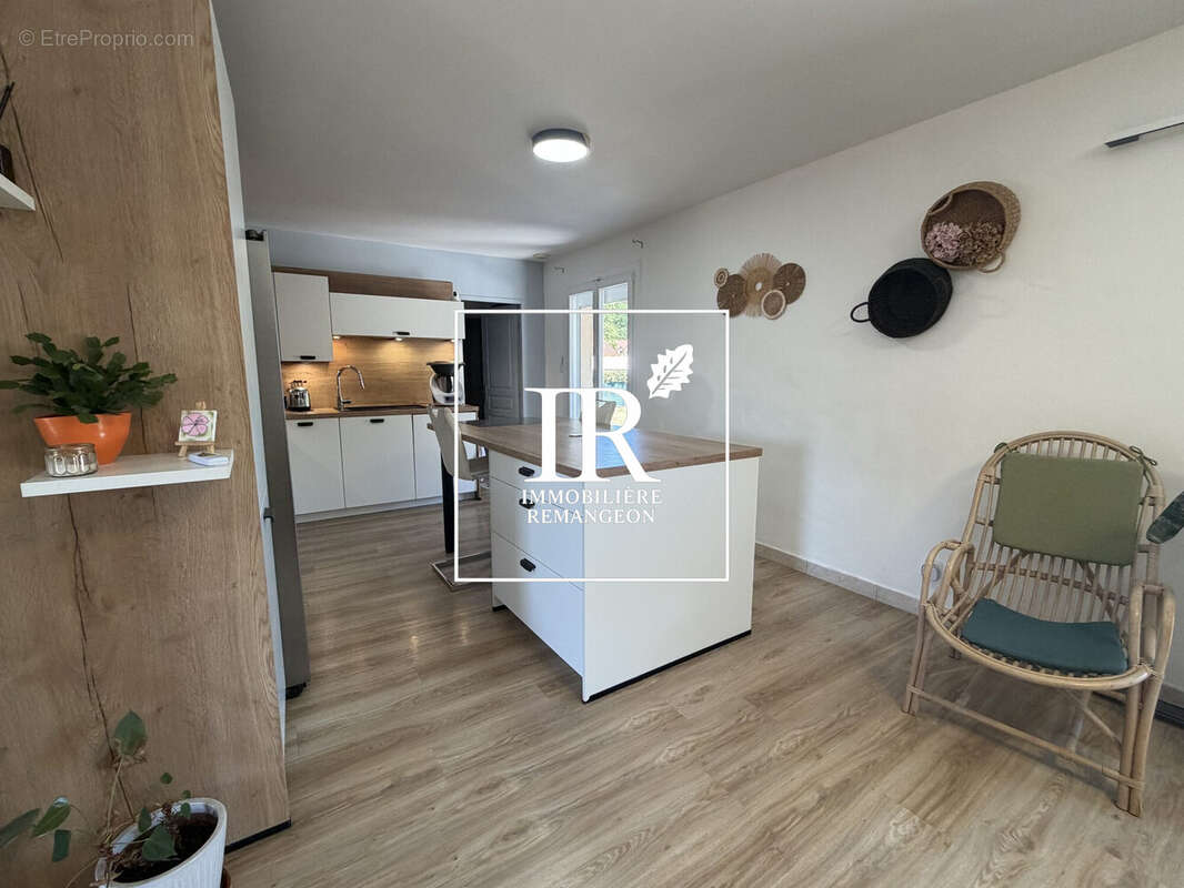 Maison 174 m² à Lamotte-Beuvron  - photo 7