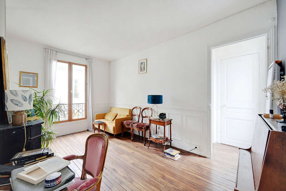 Appartement à PARIS-18E