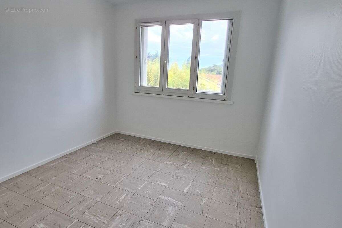 T3 de 62,30 m² à Fontaines-sur-Saône au prix de vente de 125 300 € - photo 6