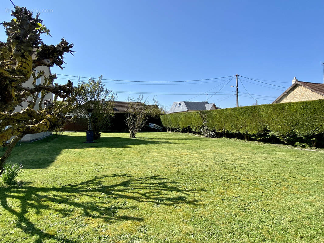 Terrain à DIVES-SUR-MER