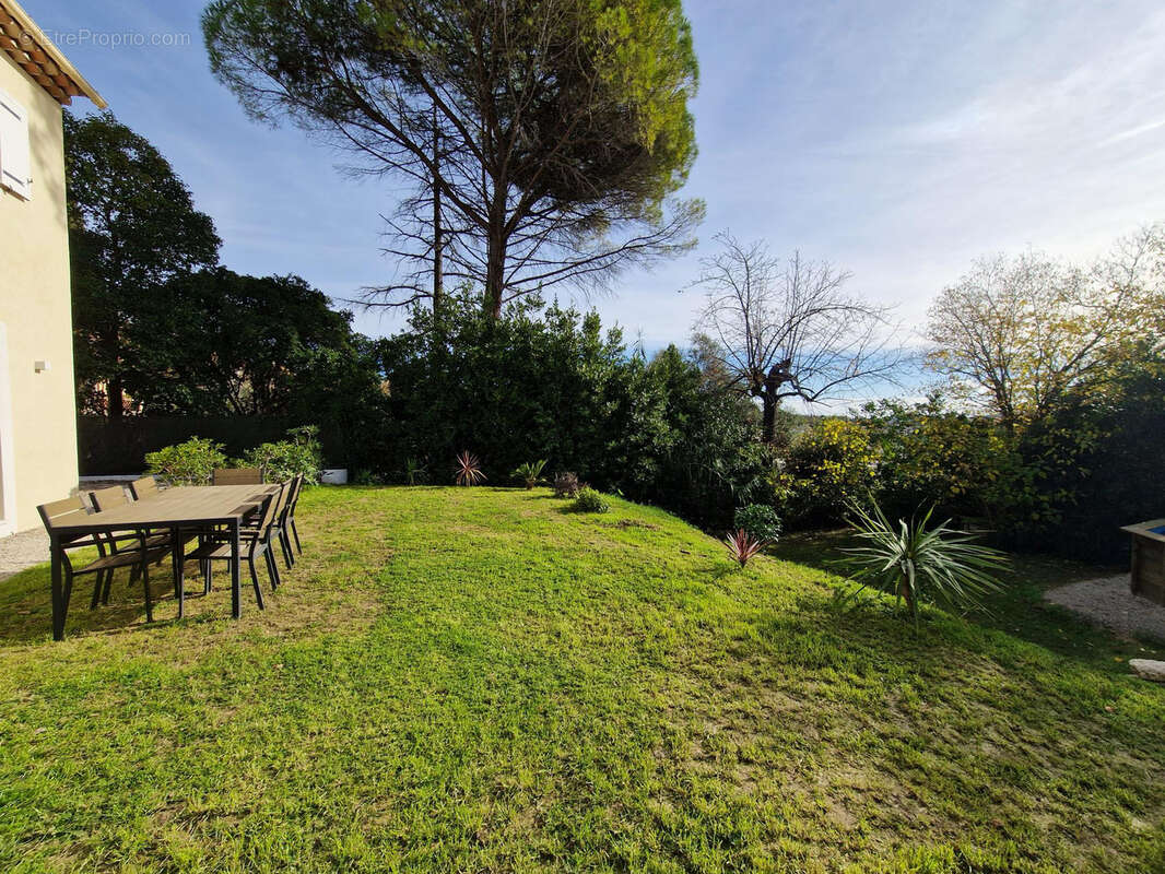 Maison à LA COLLE-SUR-LOUP