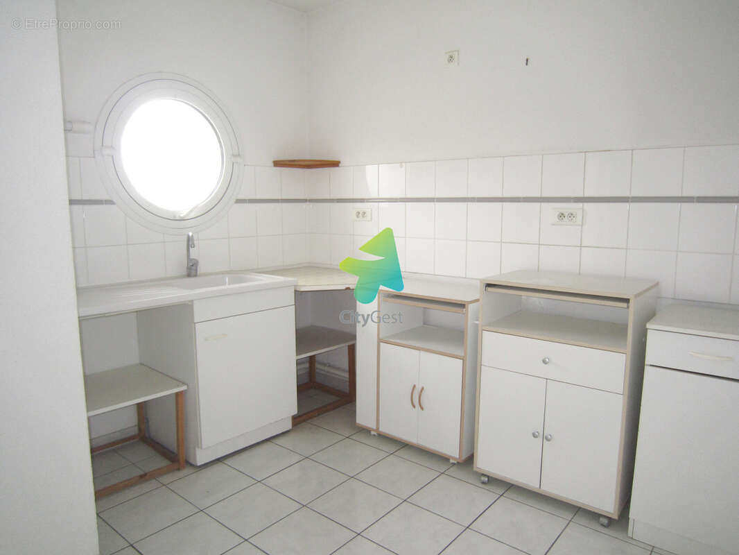 Narbonne, appartement type 3 loggia - photo 4