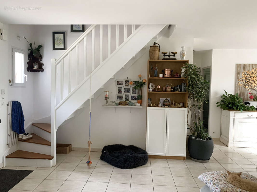 Maison à NAZELLES-NEGRON