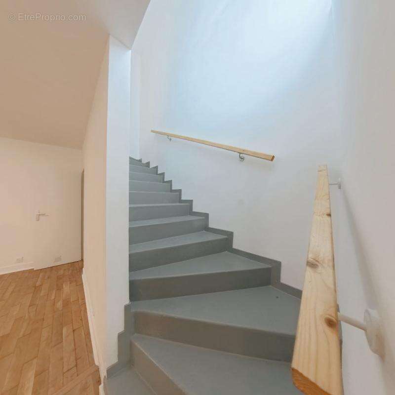 Appartement à FONTENAY-SOUS-BOIS