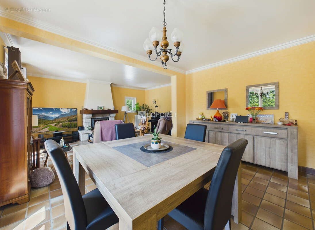 Exclusivité  :  Maison Saint Evarzec 7 pièce(s) - photo 3