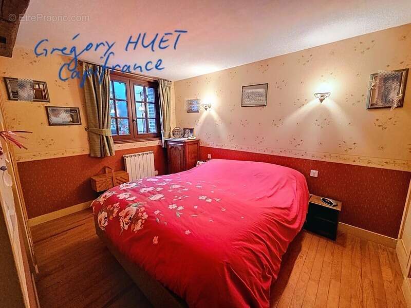 Maison à OUILLY-DU-HOULEY