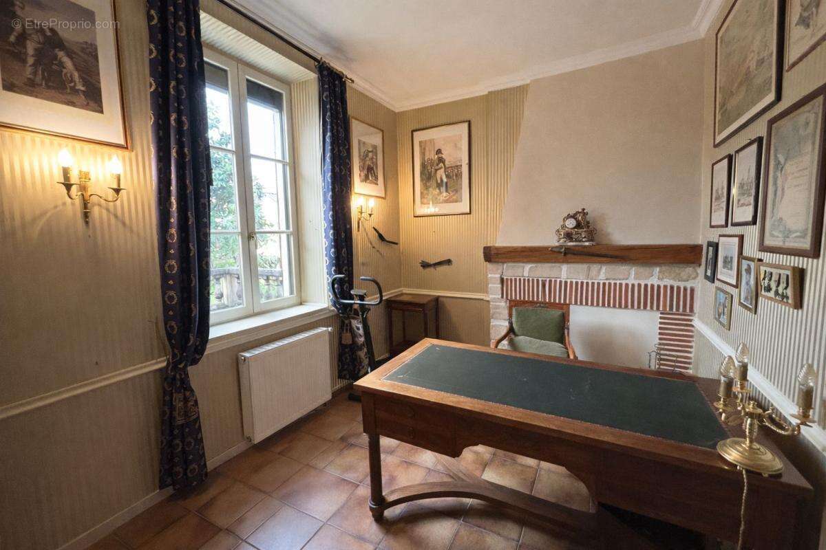 Maison à BERTHECOURT