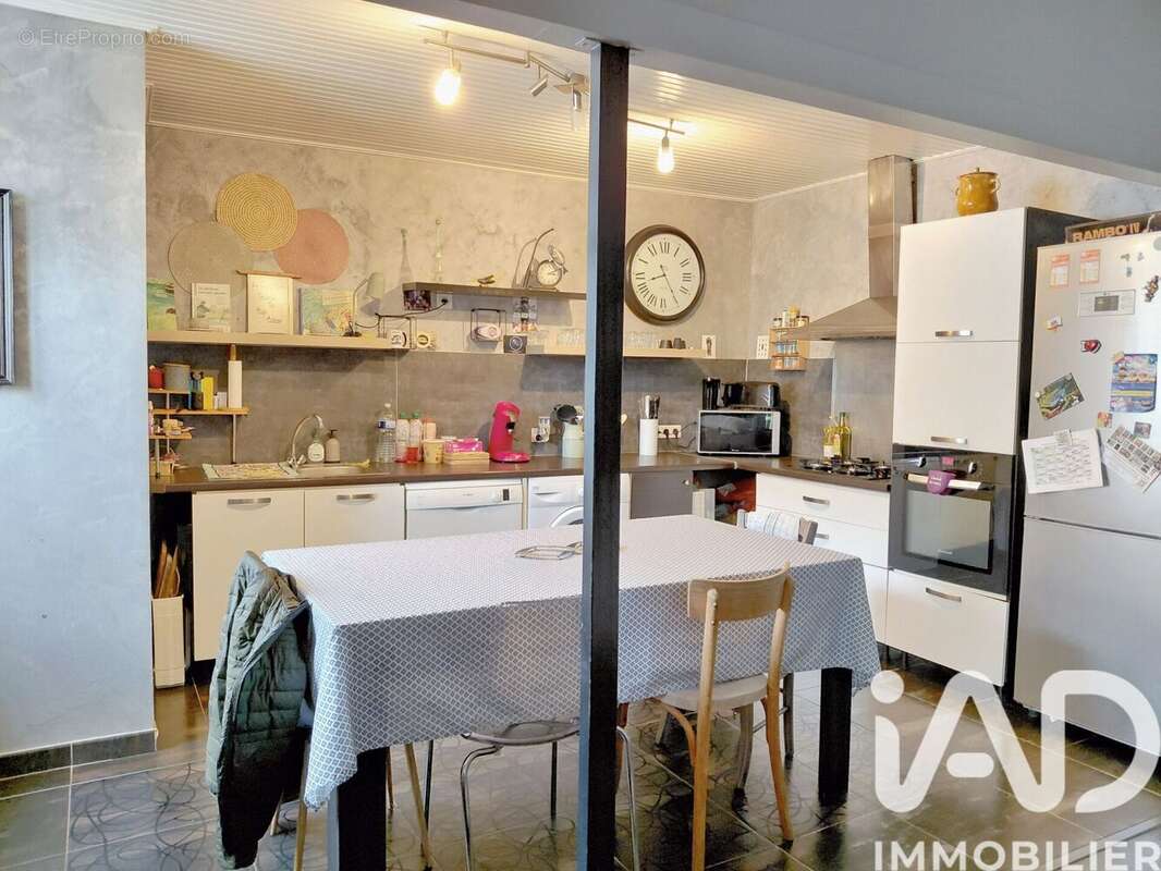 Photo 6 - Maison à RUELLE-SUR-TOUVRE