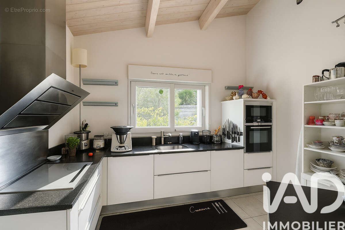 Photo 2 - Maison à LA FLOTTE