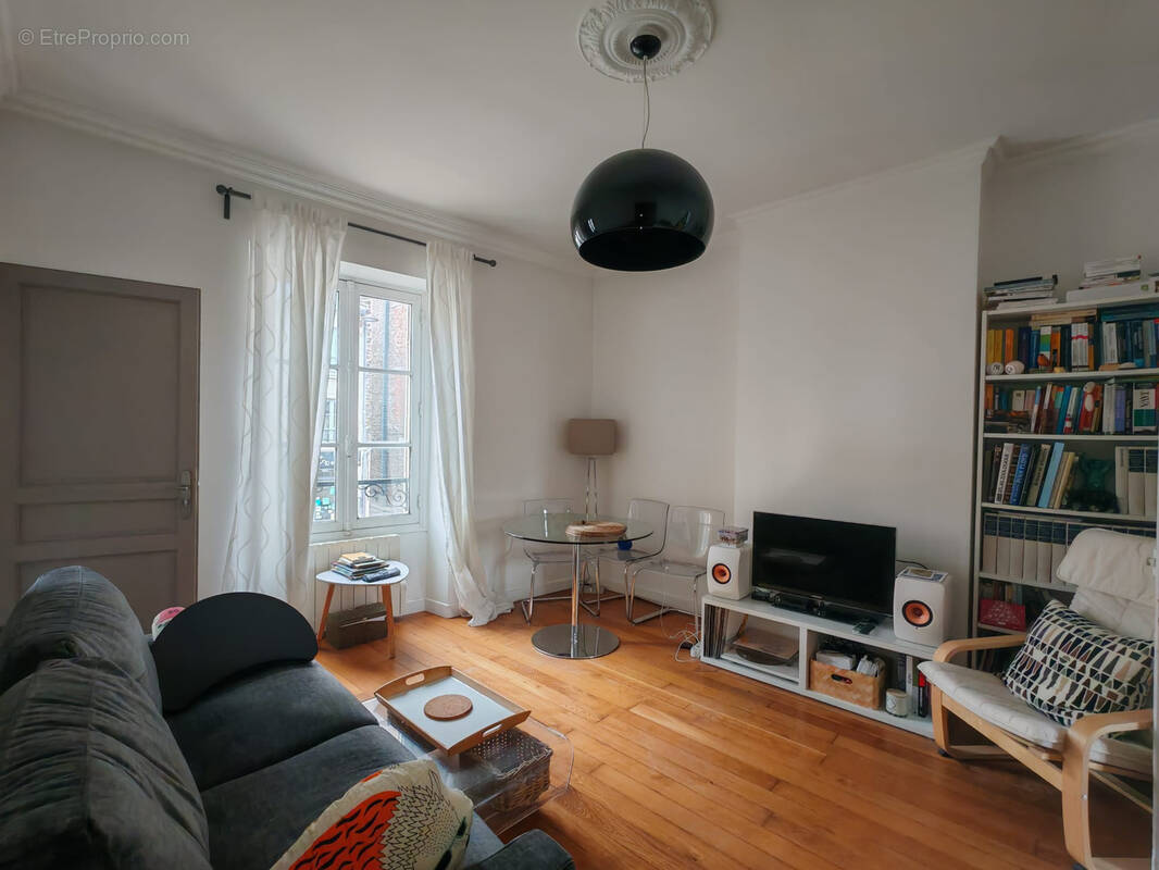 Appartement à VERSAILLES