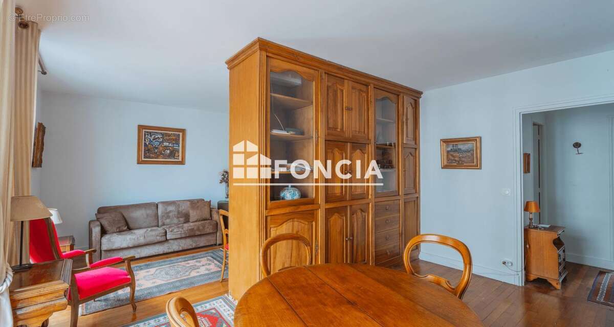 Appartement à PARIS-12E