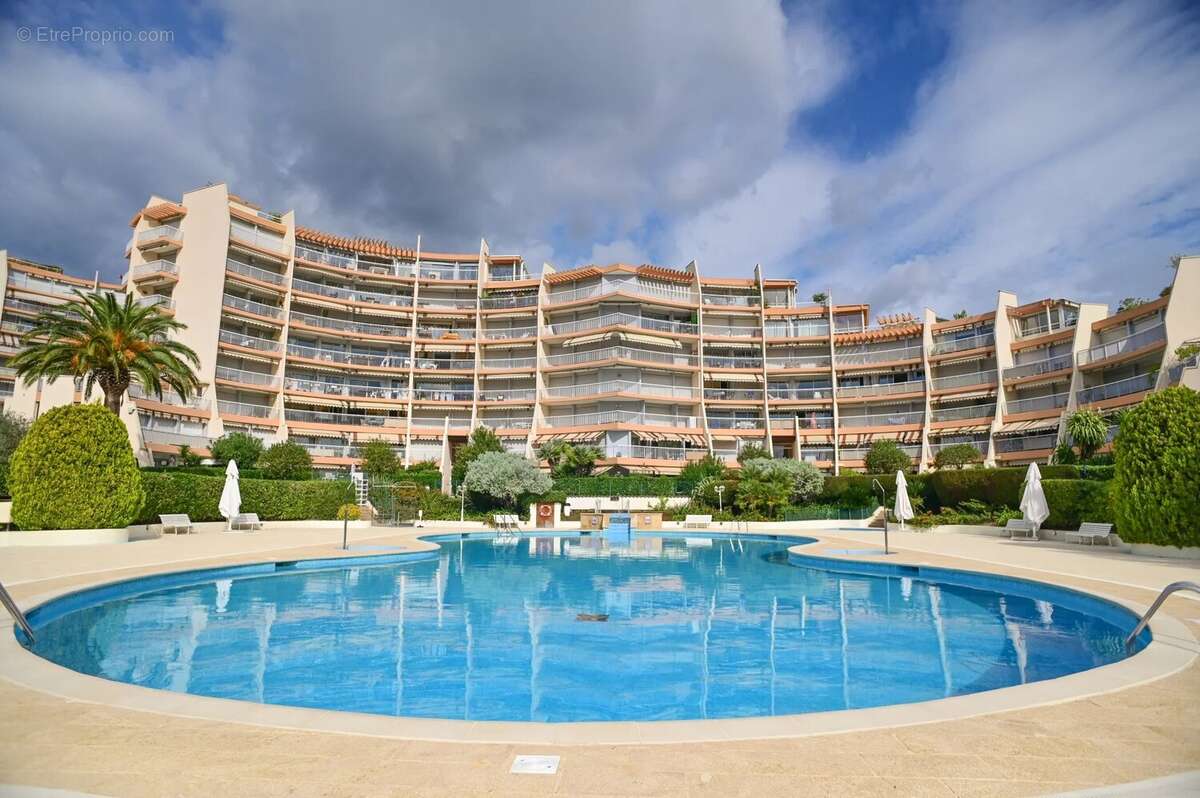 Appartement à MANDELIEU-LA-NAPOULE