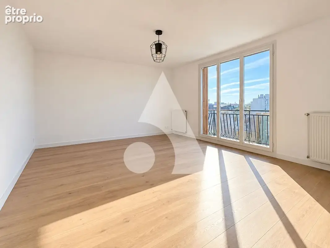 Photo Appartement à Aubervilliers au prix de 235 000€