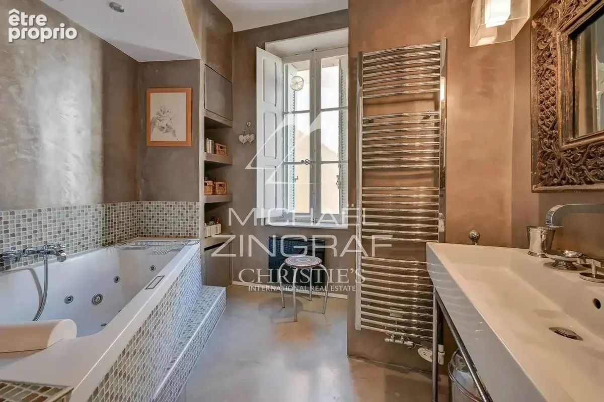 Centre ancien - Appartement d'exception place des Prêcheurs - photo 12