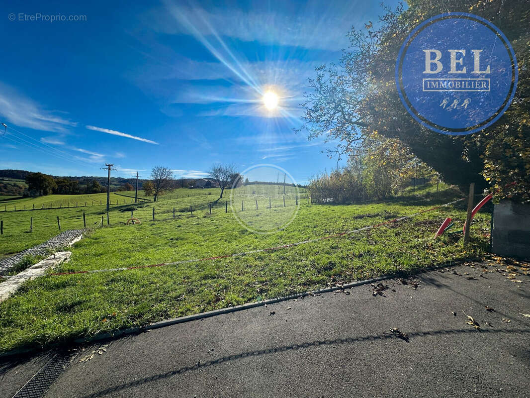 Terrain à COISE