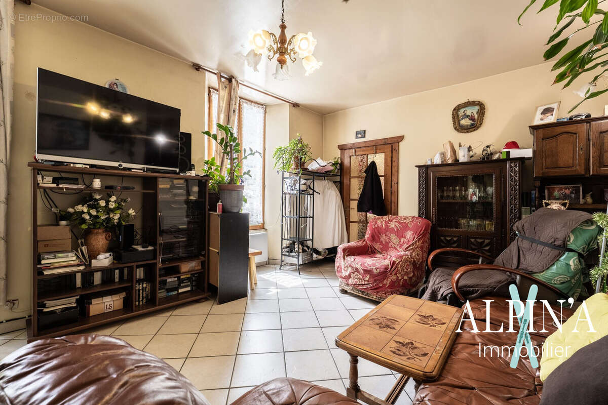 Appartement à MOUTIERS