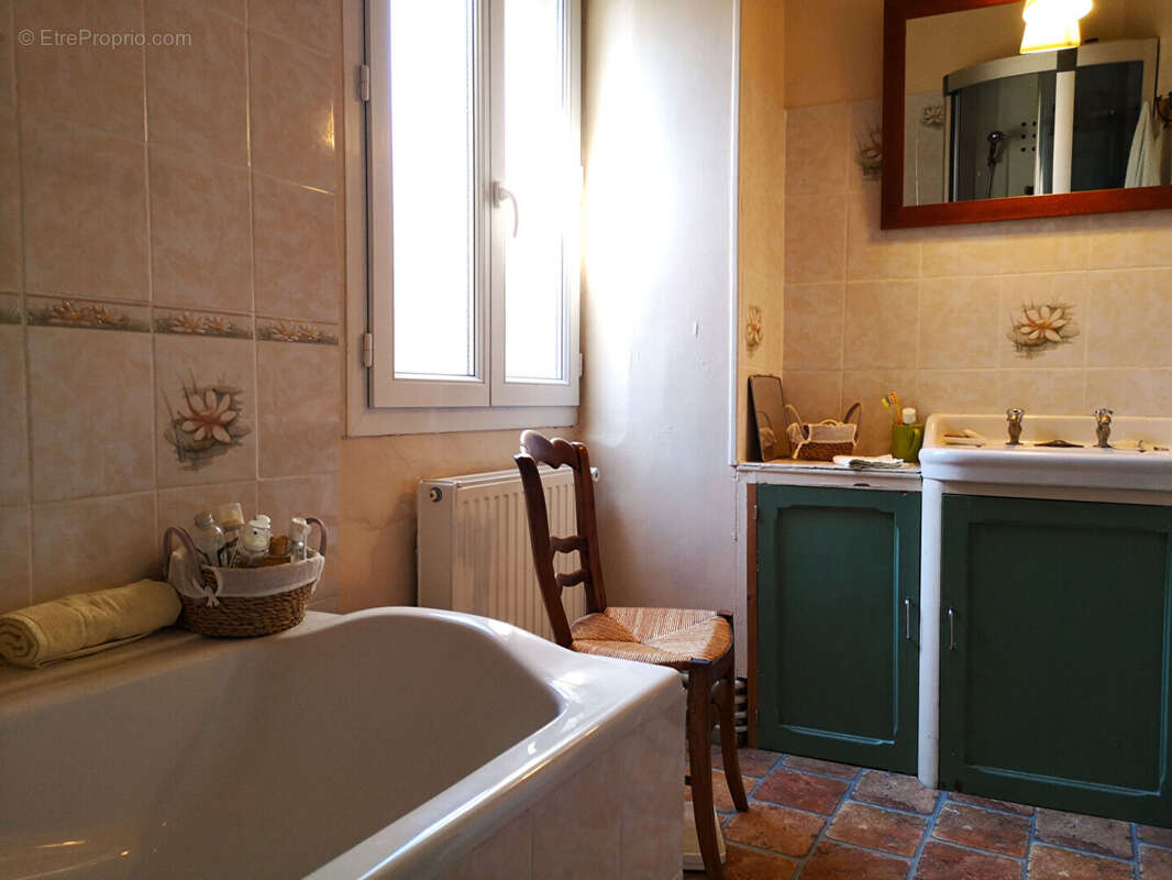 Maison à COURVILLE-SUR-EURE