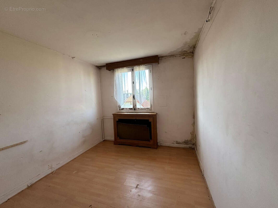 Appartement à SAINT-MAUR-DES-FOSSES