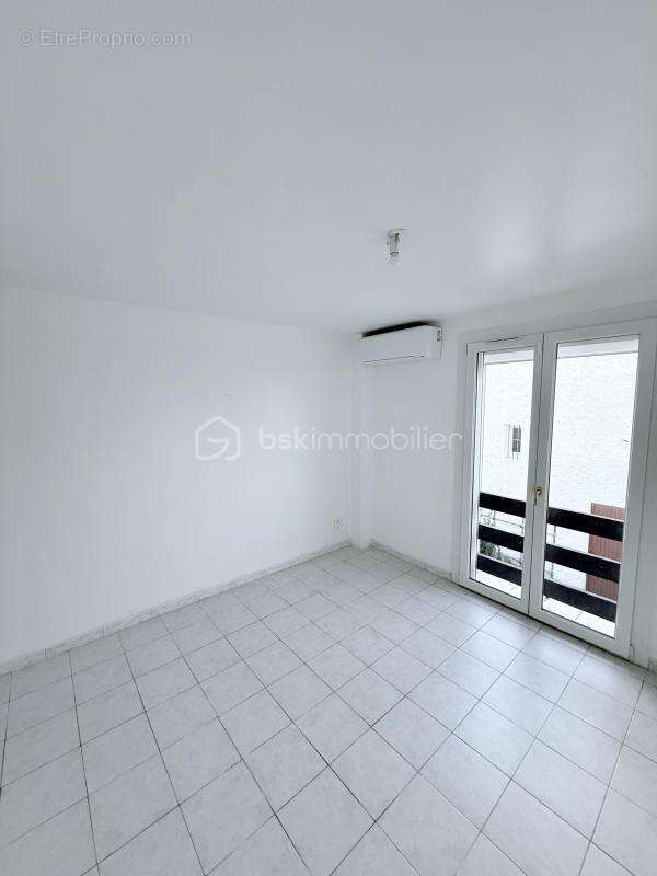 Maison à CHATEAUNEUF-LES-MARTIGUES