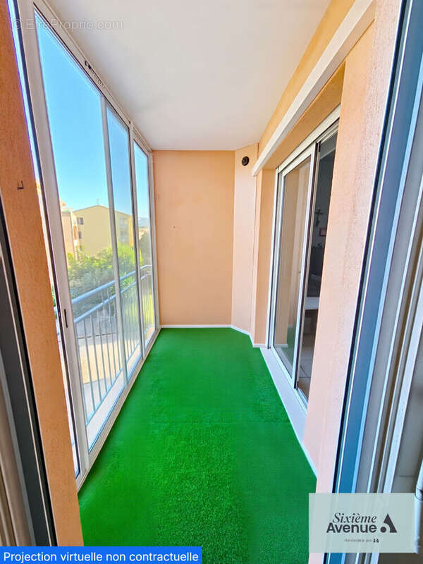 Appartement à SANARY-SUR-MER