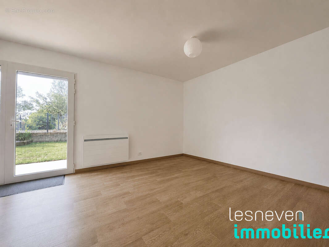 Maison 82 m² à Kerlouan  - photo 3