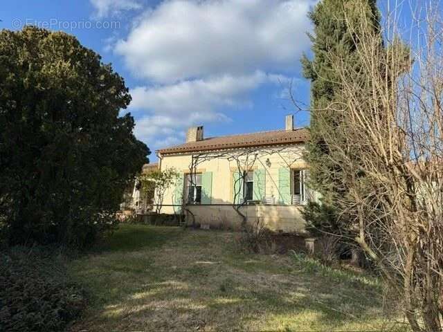 Maison à SAINT-MARTIN-DE-CRAU