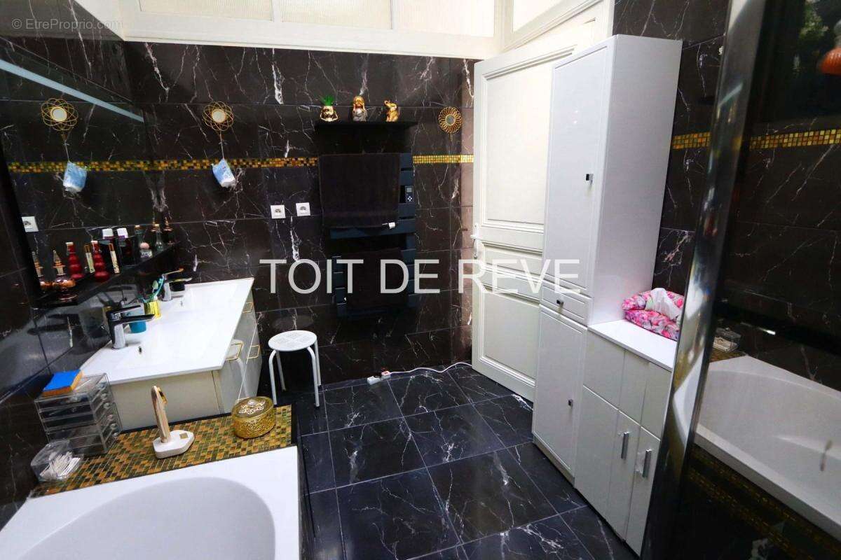 Balaruc les usines : Villa de 137m² sur parcelle de 337m² - photo 8