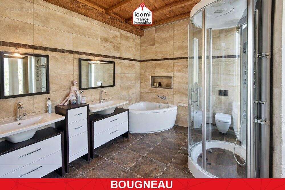 Maison à BOUGNEAU