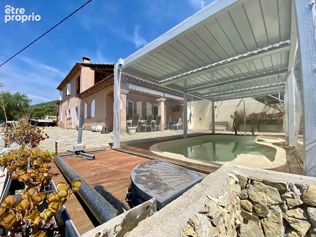 SANT ANDRE DE LA ROCHE VILLA 162.60m²  sur 1513m² de terrain vue mer - photo 14