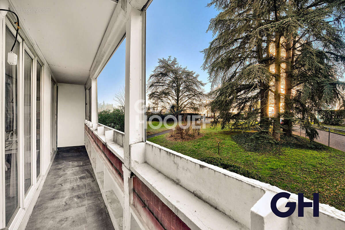 Appartement à BRON